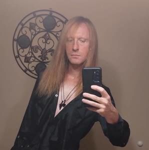 Meet your Posher, Brent